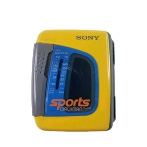 Sony Sports Walkman Vintage WM-FS191 Works Great Am/Fm Cassette